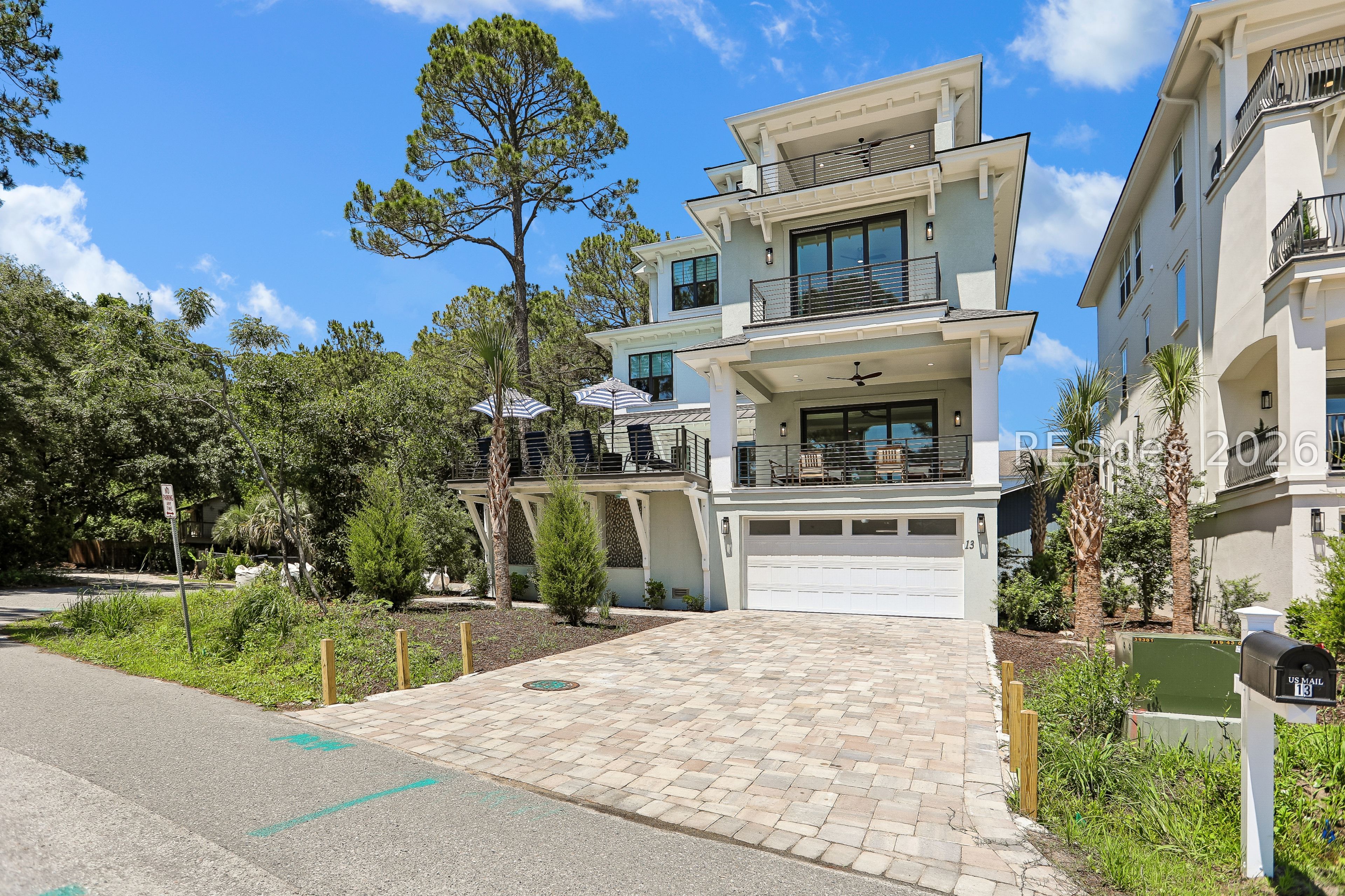 13 Bradley Circle