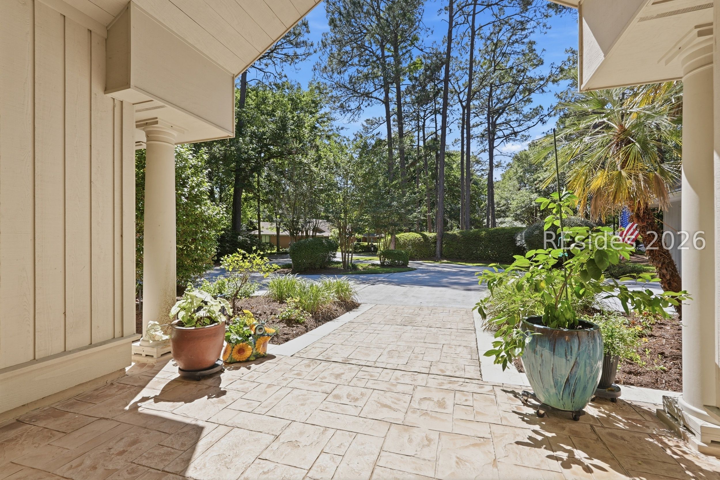 6 Shadewood Lane
