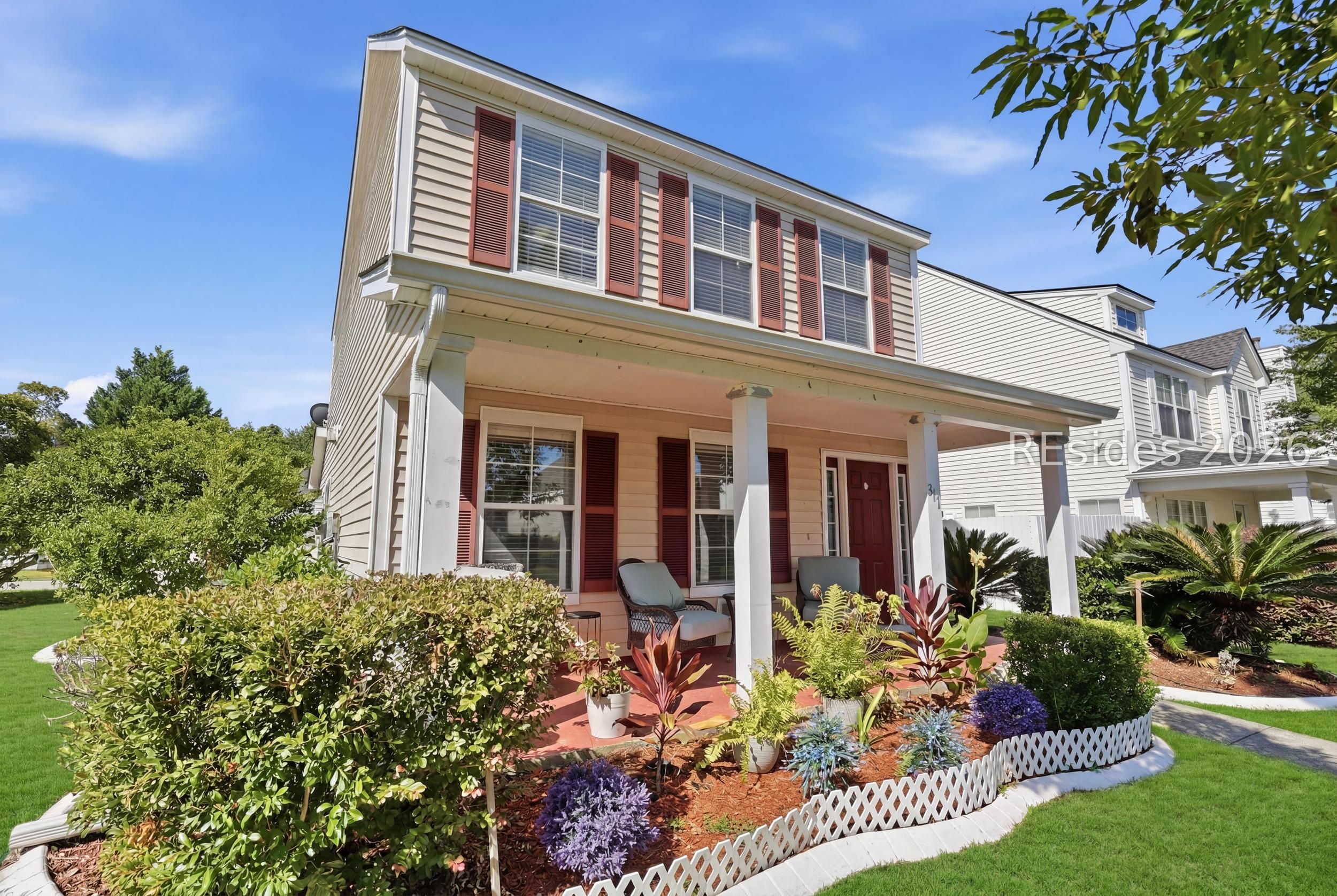 311 Columbia Lane