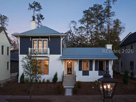 Homes For Sale - 18 Lyonia Street<br/> Bluffton, SC 29910