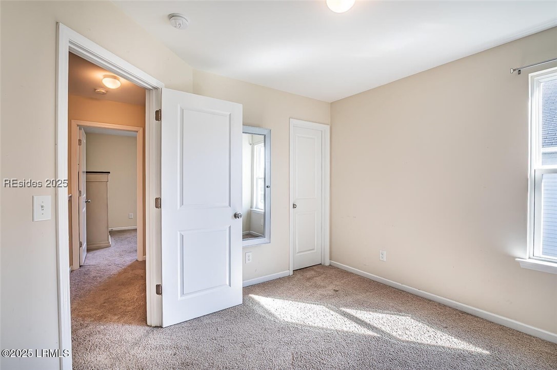 Bluffton, South Carolina 29910, United States, 4 Bedrooms Bedrooms, ,3 BathroomsBathrooms,Residential,Active,94528