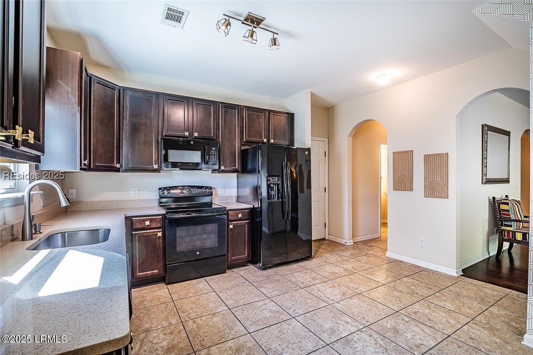 Bluffton, South Carolina 29910, United States, 4 Bedrooms Bedrooms, ,3 BathroomsBathrooms,Residential,Active,94528