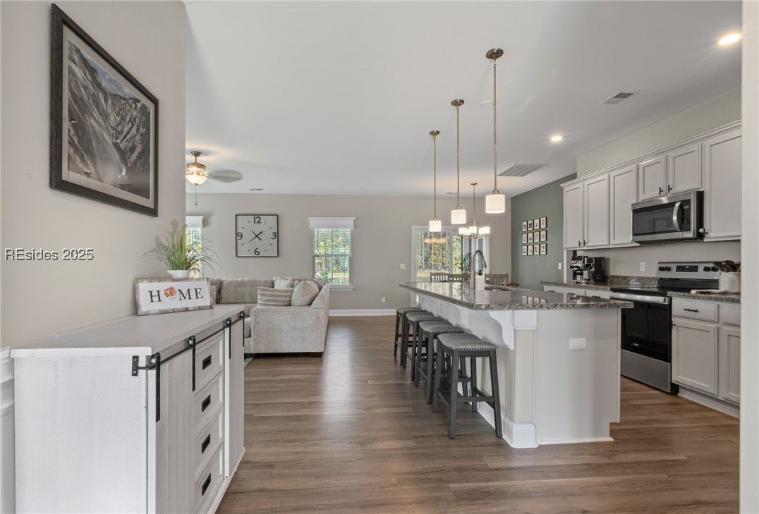 1649 Hearthstone Drive, Ridgeland, Texas image 3