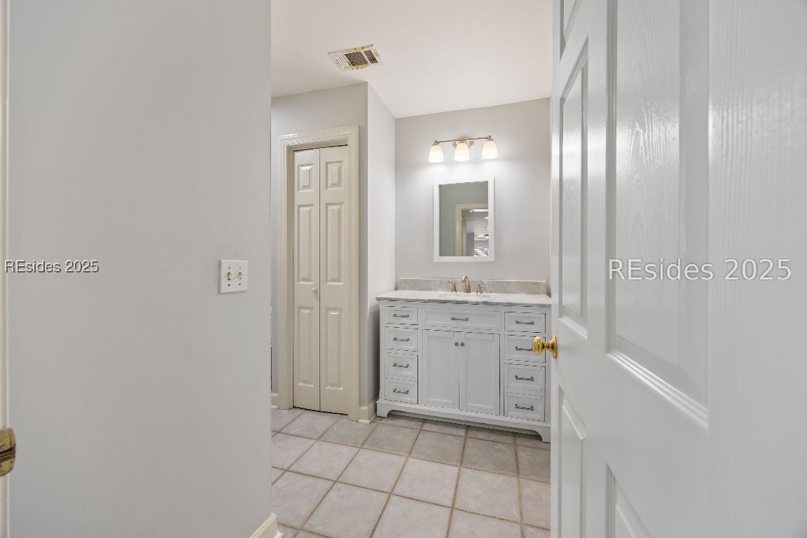 Hilton Head Island, South Carolina 29926, United States, 4 Bedrooms Bedrooms, ,3 BathroomsBathrooms,Residential,Active,103157