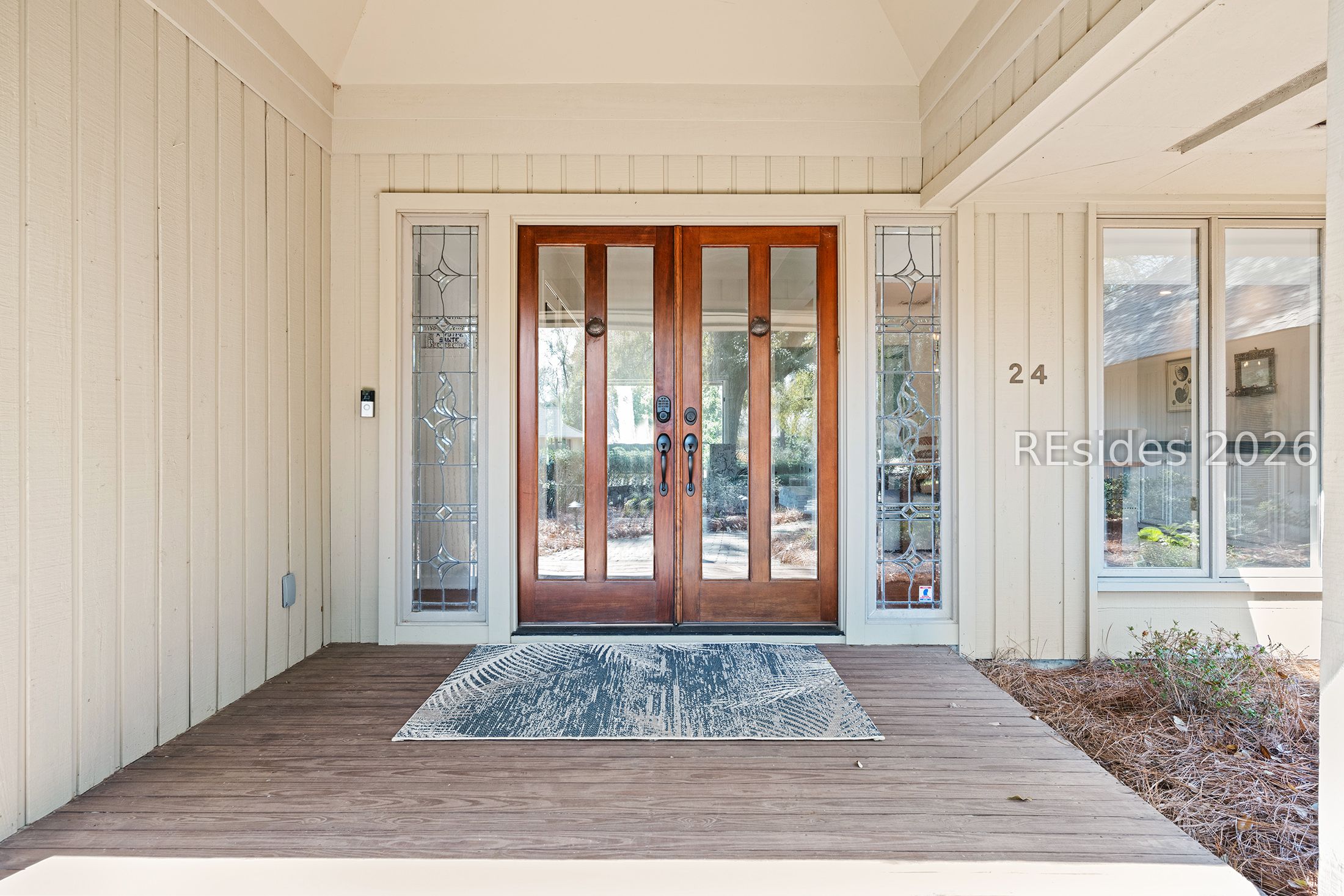 24 Royal Crest Drive