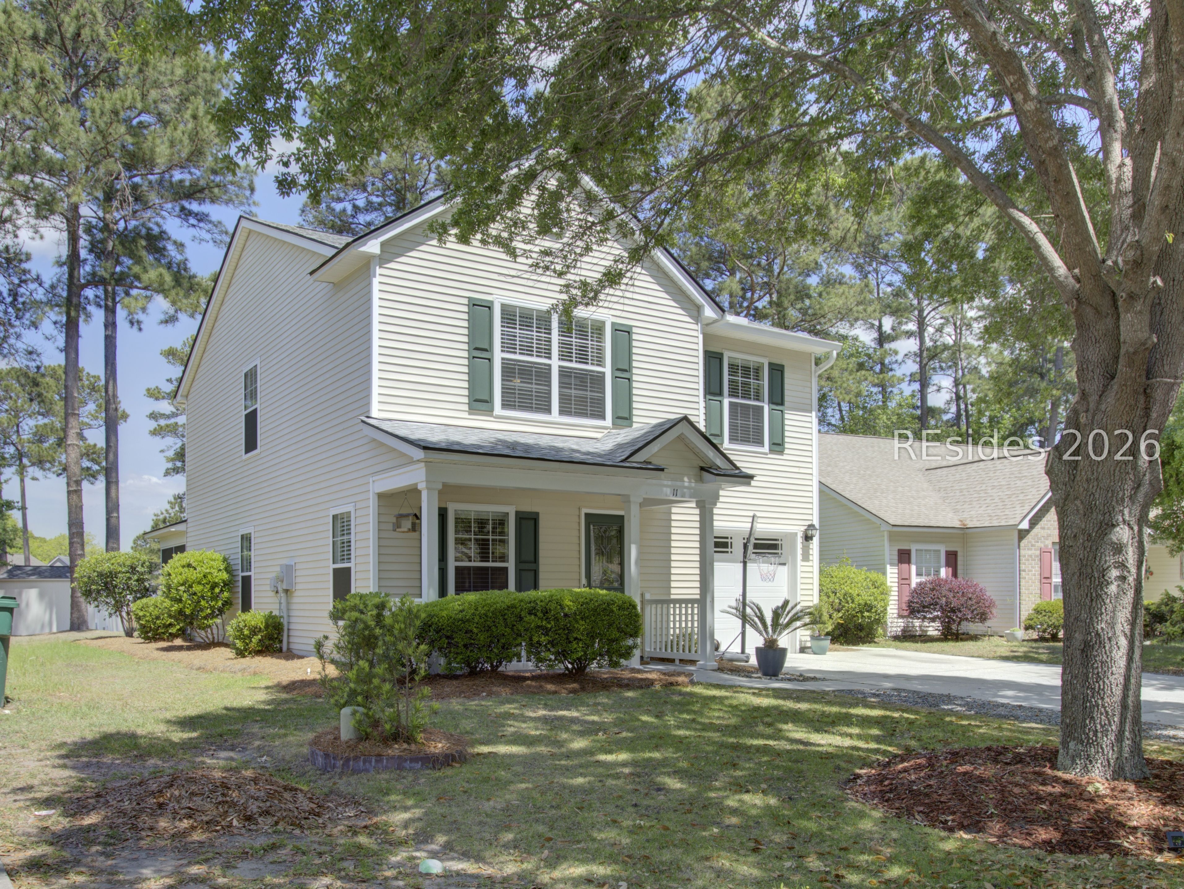 11 Wiregrass Way