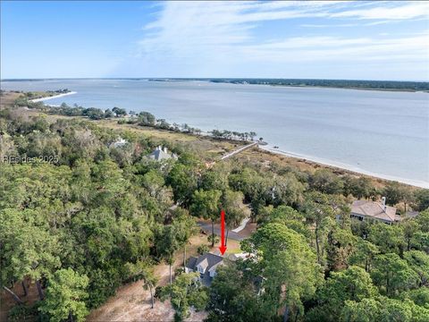 A home in Daufuskie Island