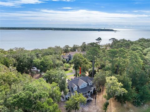 A home in Daufuskie Island