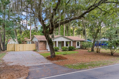 Homes For Sale - 1813 Drayton Drive<br/> Port Royal, SC 29935