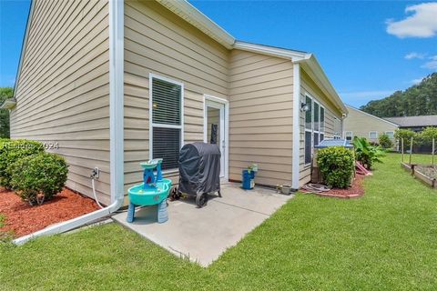 Single Family Residence in Bluffton SC 2 Greatwood Drive 26.jpg