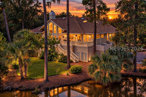 Homes For Sale - 12 Neptune Court<br/> Hilton Head Island, SC 29926