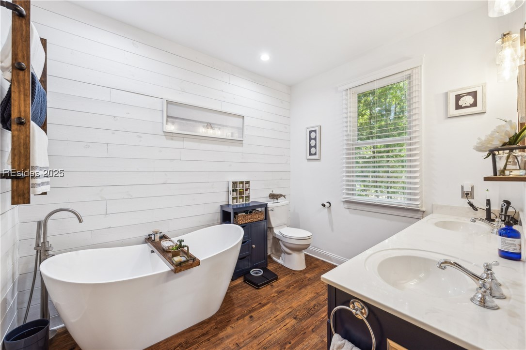 Beaufort, South Carolina 29907, United States, 3 Bedrooms Bedrooms, ,3 BathroomsBathrooms,Residential,Active,112368