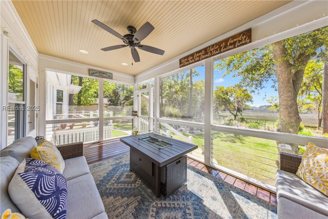 Beaufort, South Carolina 29907, United States, 3 Bedrooms Bedrooms, ,3 BathroomsBathrooms,Residential,Active,112368