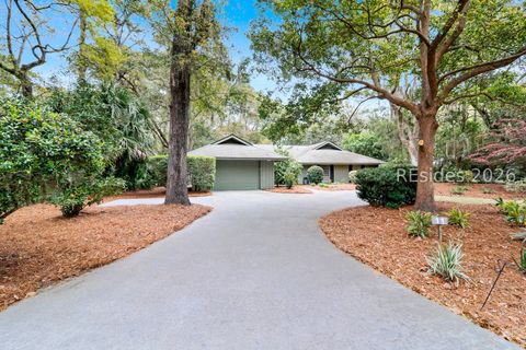 Homes For Sale - 11 Deer Run Lane<br/> Hilton Head Island, SC 29928