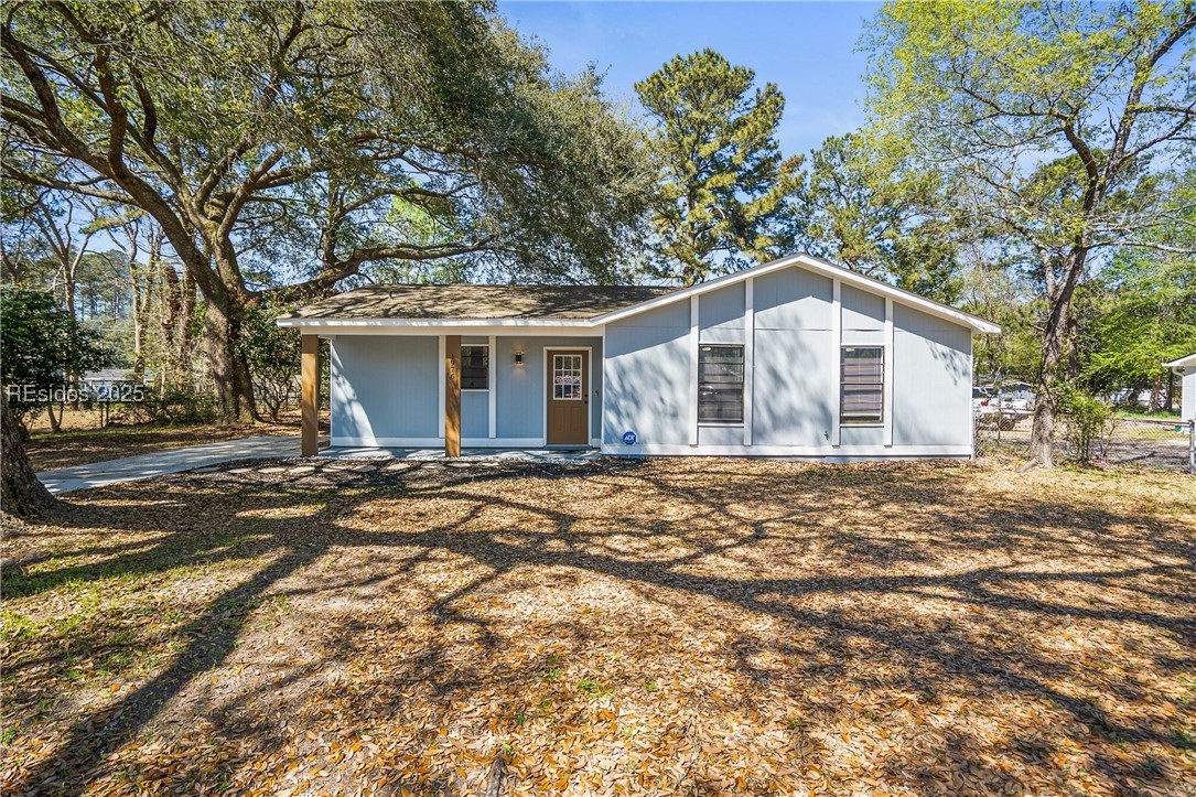 1976 Pulaski Drive, Beaufort, South Carolina image 1