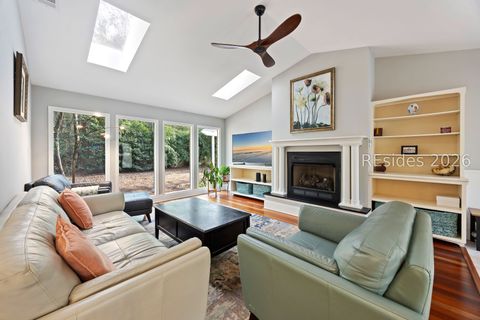 Homes For Sale - 8 Sundew Court<br/> Hilton Head Island, SC 29926