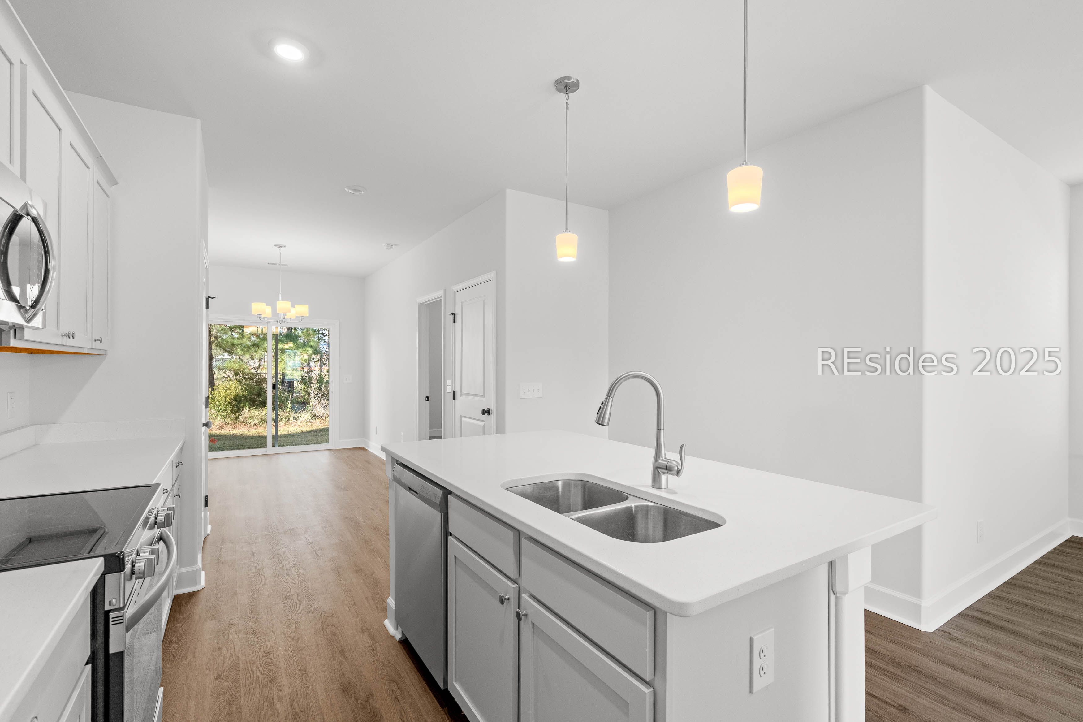 Ridgeland, South Carolina 29936, United States, 3 Bedrooms Bedrooms, ,3 BathroomsBathrooms,Residential,Active,78854