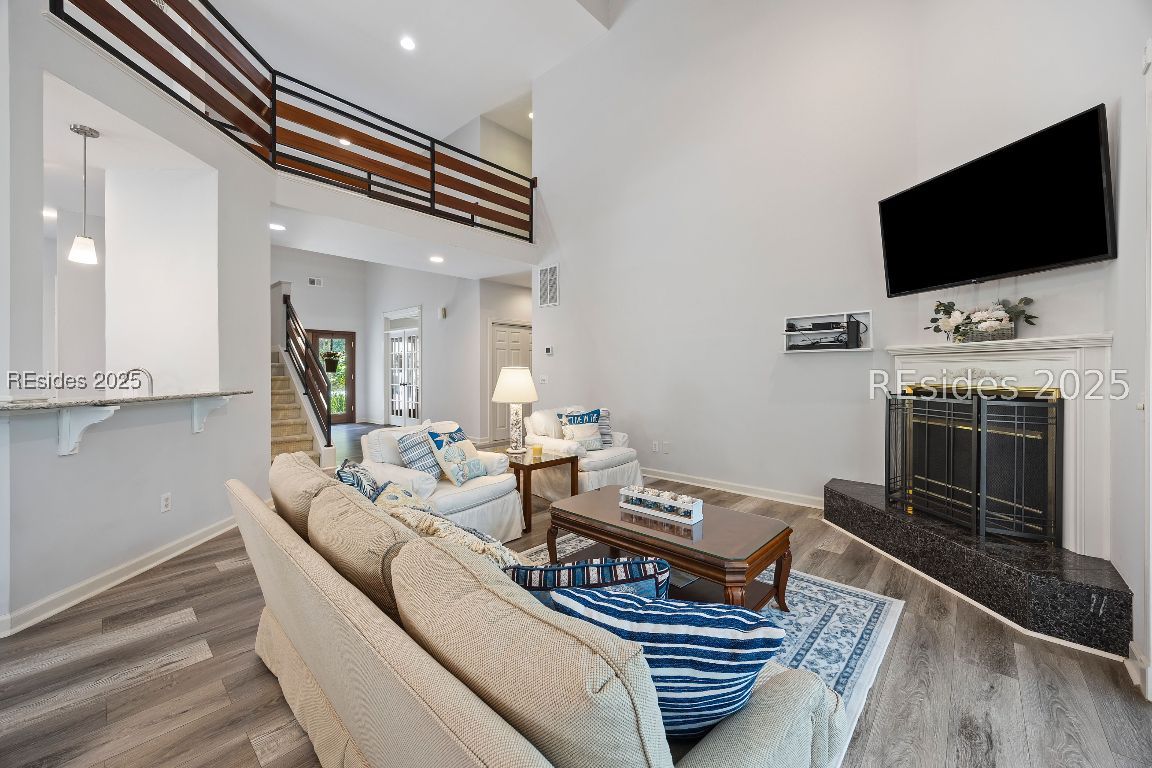 Hilton Head Island, South Carolina 29926, United States, 4 Bedrooms Bedrooms, ,3 BathroomsBathrooms,Residential,Active,227228