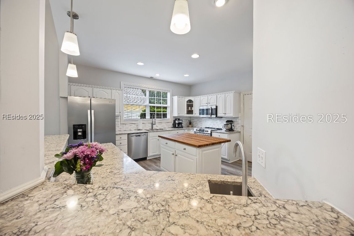 Hilton Head Island, South Carolina 29926, United States, 4 Bedrooms Bedrooms, ,3 BathroomsBathrooms,Residential,Active,227228