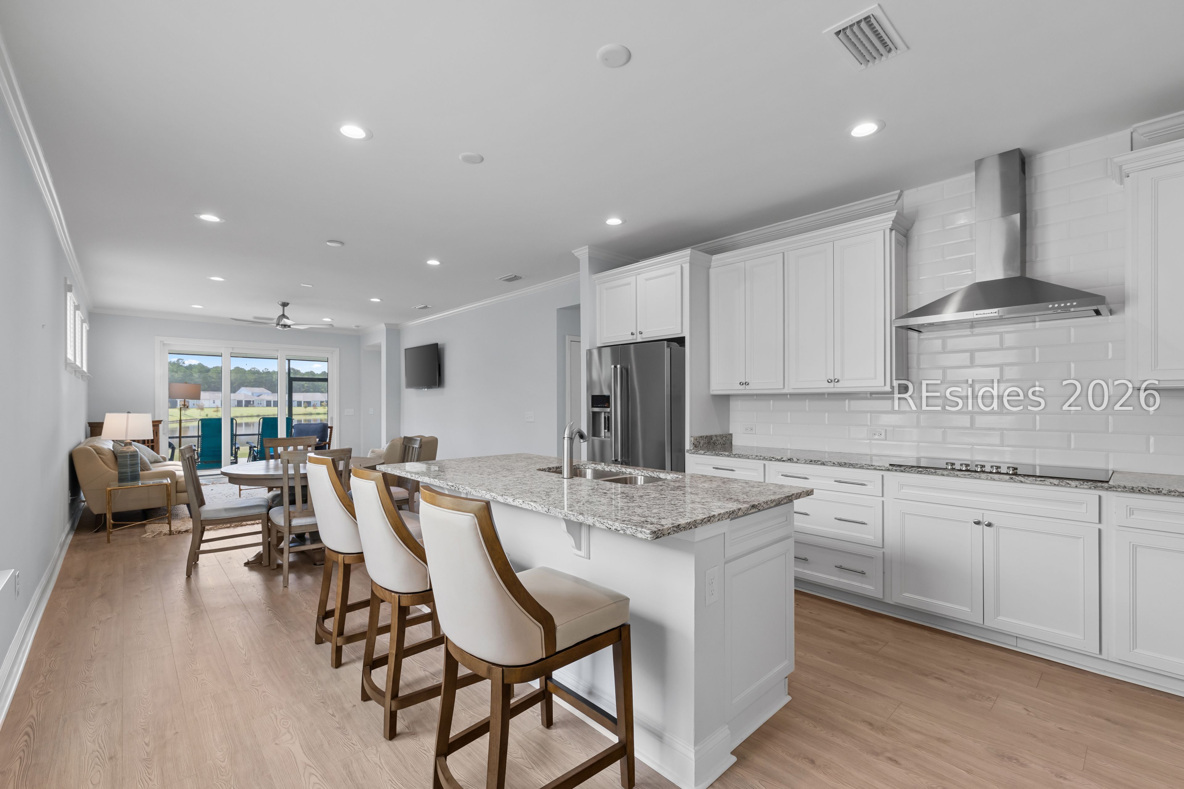 209 Aurora Way