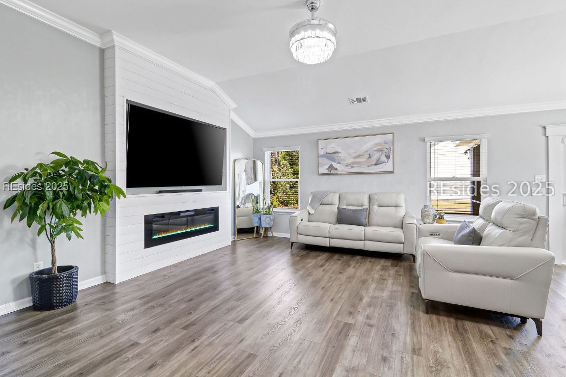 264 Founders Walk