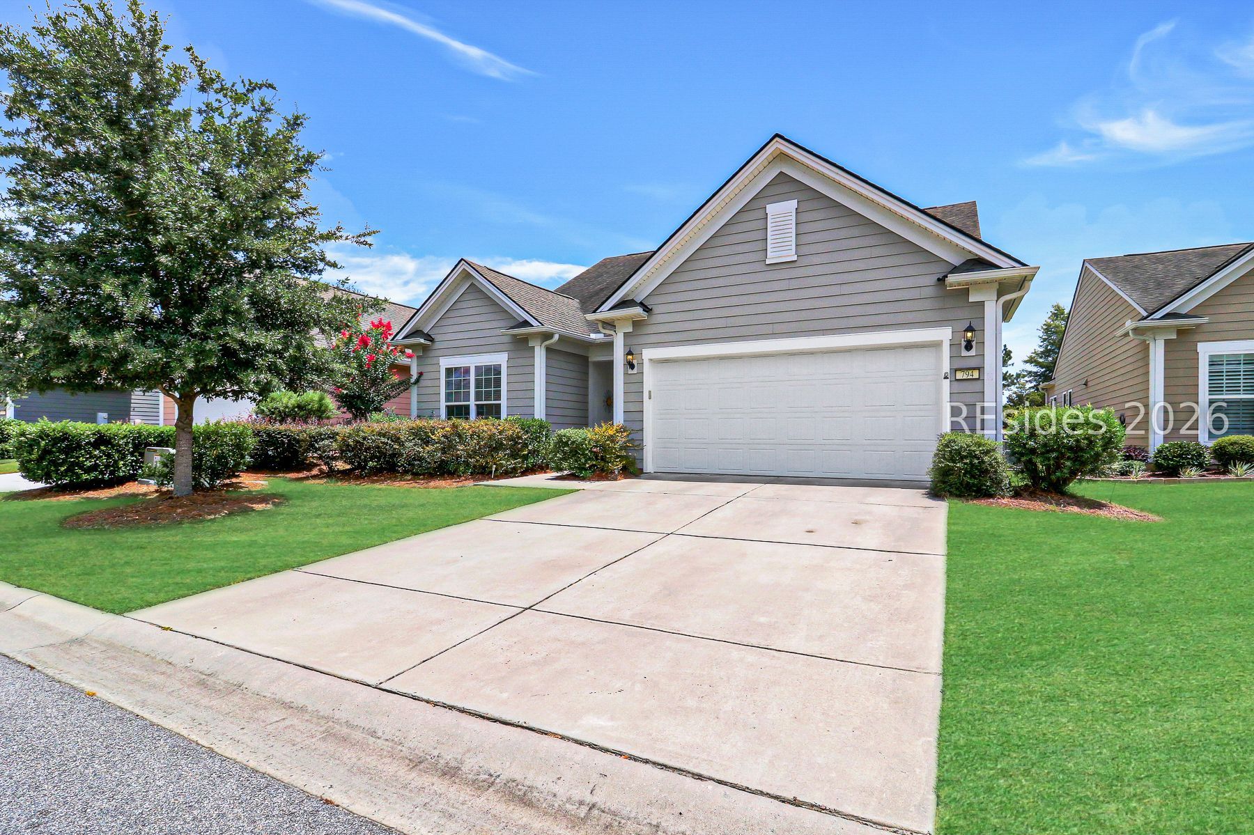 794 Promenade Lane