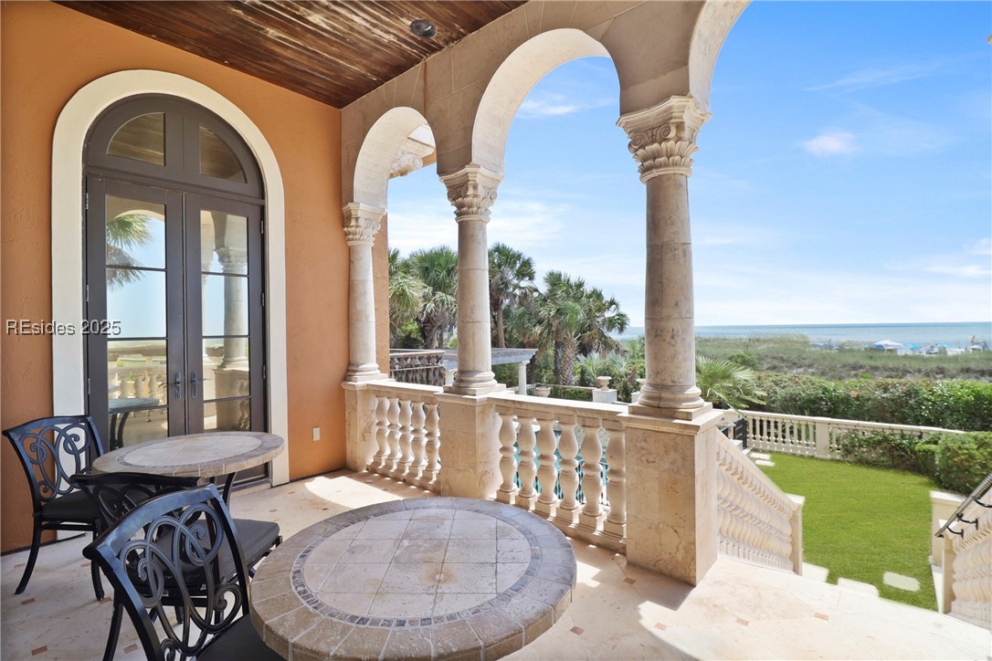 3 Stella Del Mare Manor