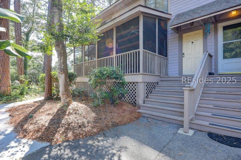 Condo For Sale - 14 Three Mast Lane #14<br/> Hilton Head Island, SC 29928
