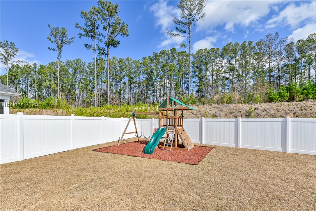 Bluffton, South Carolina 29910, United States, 4 Bedrooms Bedrooms, ,3 BathroomsBathrooms,Residential,Active,6601