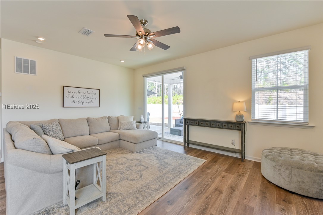 Bluffton, South Carolina 29910, United States, 4 Bedrooms Bedrooms, ,3 BathroomsBathrooms,Residential,Active,6601