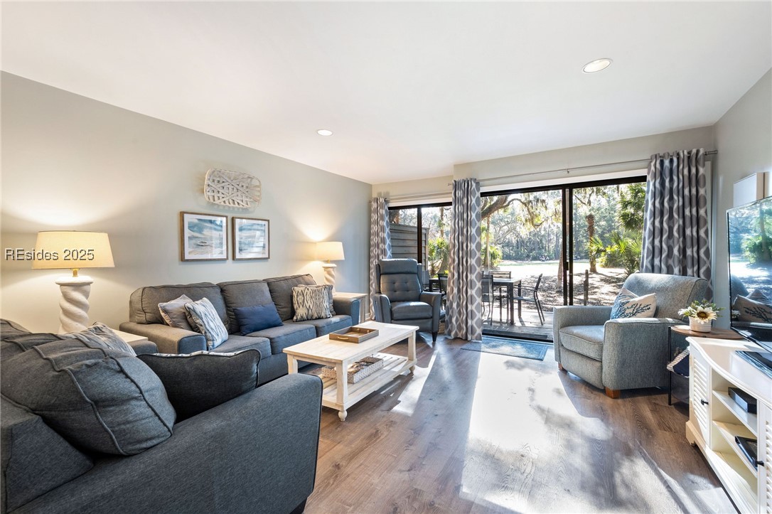 Hilton Head Island, South Carolina 29928, United States, 2 Bedrooms Bedrooms, ,3 BathroomsBathrooms,Residential,Active,11481