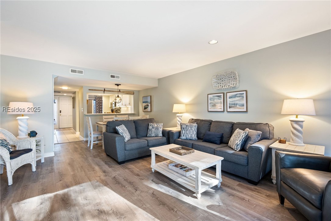 Hilton Head Island, South Carolina 29928, United States, 2 Bedrooms Bedrooms, ,3 BathroomsBathrooms,Residential,Active,11481