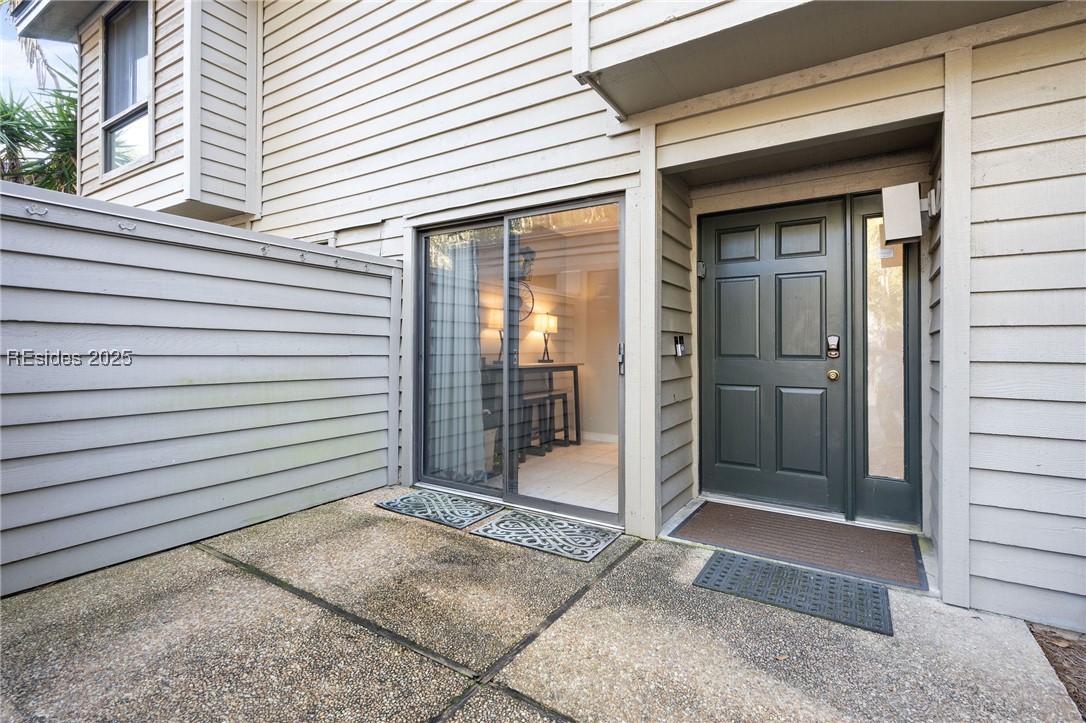 Hilton Head Island, South Carolina 29928, United States, 2 Bedrooms Bedrooms, ,3 BathroomsBathrooms,Residential,Active,11481