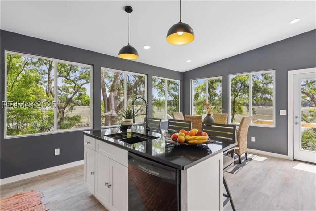 Saint Helena Island, South Carolina 29920, United States, 3 Bedrooms Bedrooms, ,2 BathroomsBathrooms,Residential,Active,123924