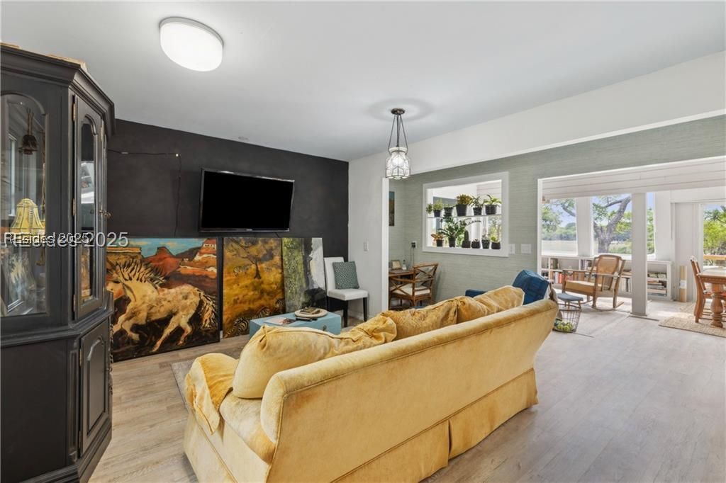 Saint Helena Island, South Carolina 29920, United States, 3 Bedrooms Bedrooms, ,2 BathroomsBathrooms,Residential,Active,123924