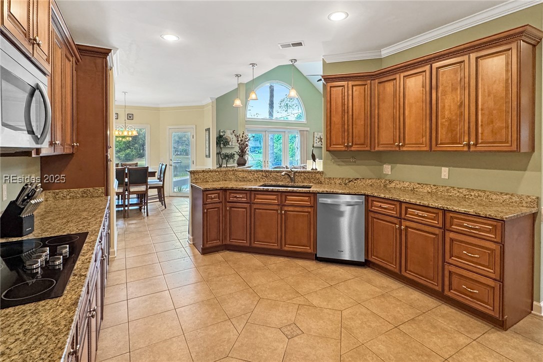 72 Full Sweep, Hilton Head Island, Texas image 9