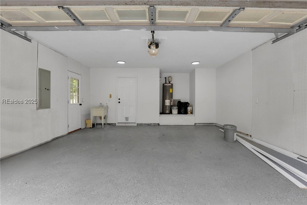 listing image 49