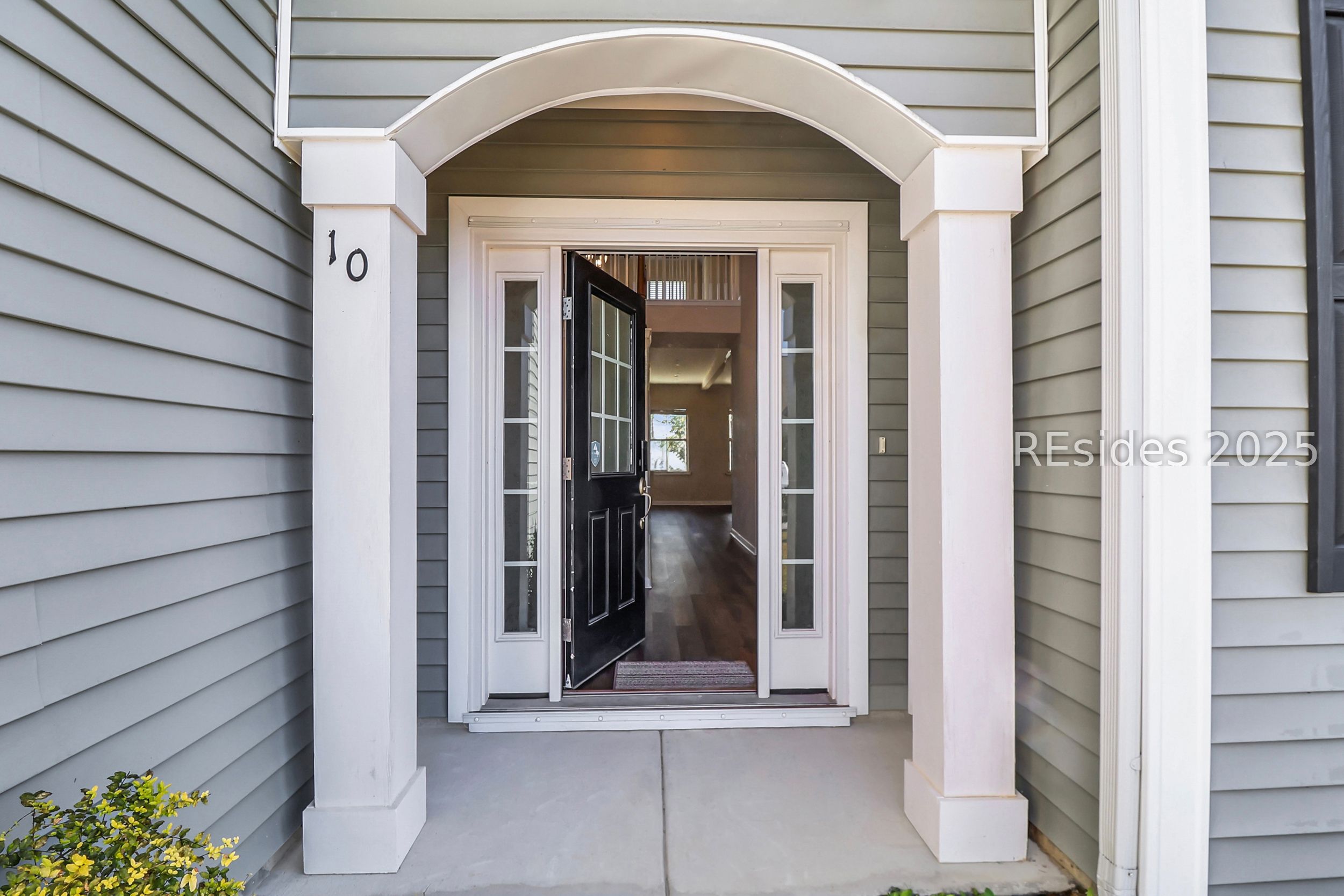 10 Benton Circle