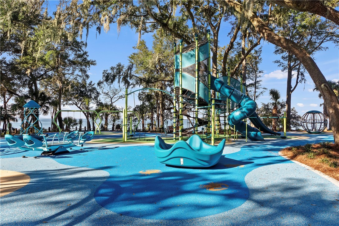 18 Honey Locust Circle, Hilton Head Island, South Carolina image 24