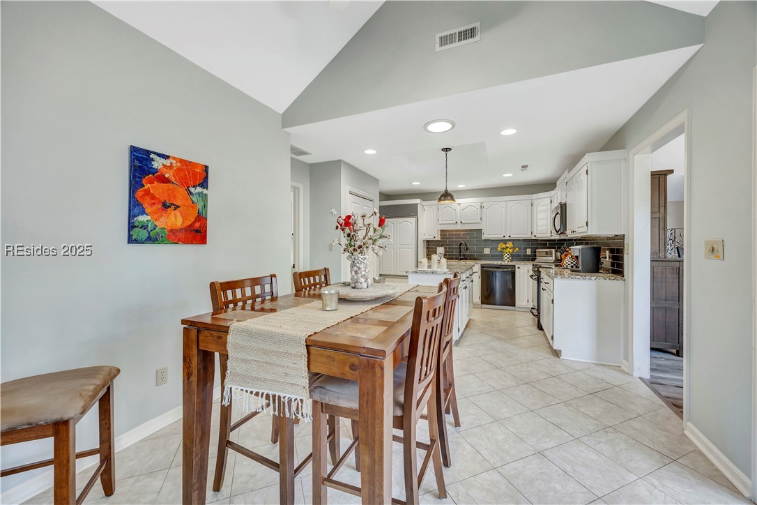 18 Honey Locust Circle, Hilton Head Island, South Carolina image 10