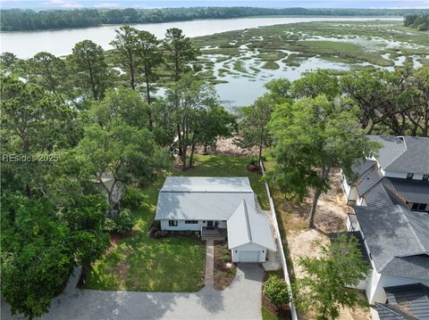 Homes For Sale - 47 Okatie Bluff Road<br/> Okatie, SC 29909