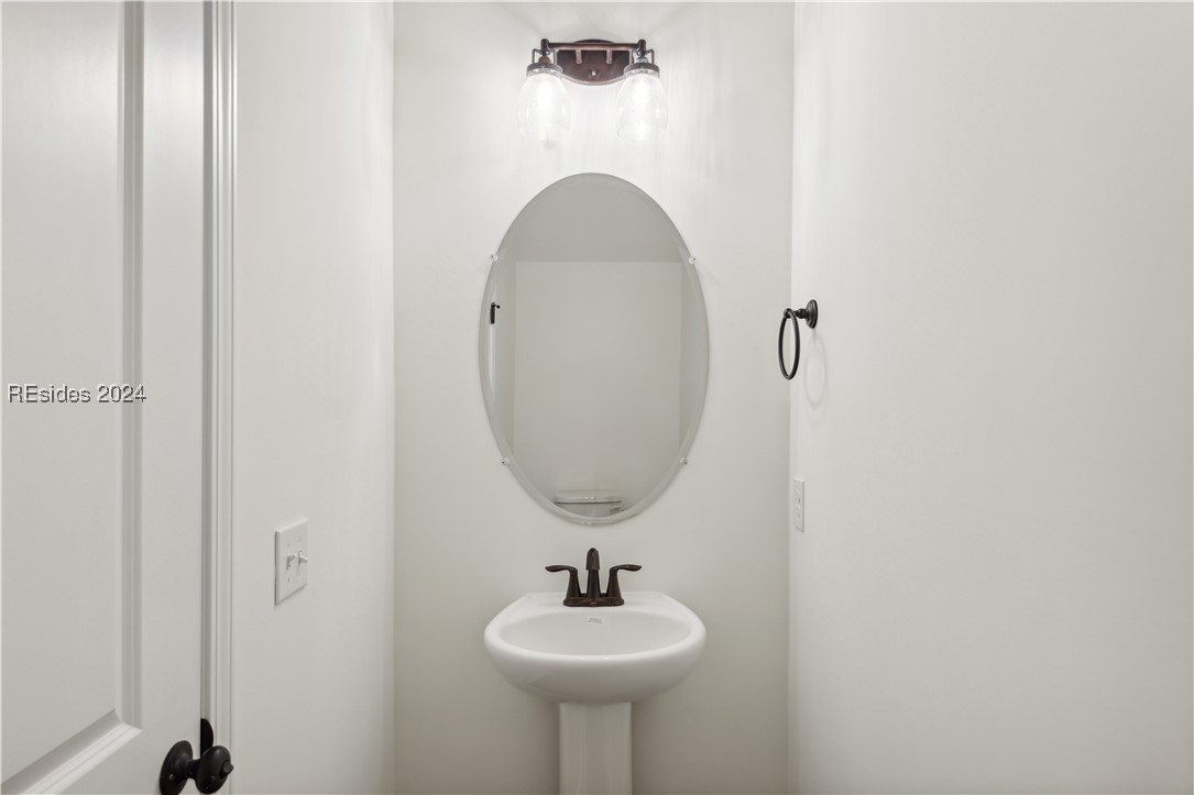 Ridgeland, South Carolina 29936, United States, 3 Bedrooms Bedrooms, ,3 BathroomsBathrooms,Residential,Pending,25863