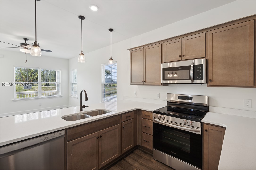 Ridgeland, South Carolina 29936, United States, 3 Bedrooms Bedrooms, ,3 BathroomsBathrooms,Residential,Pending,25863