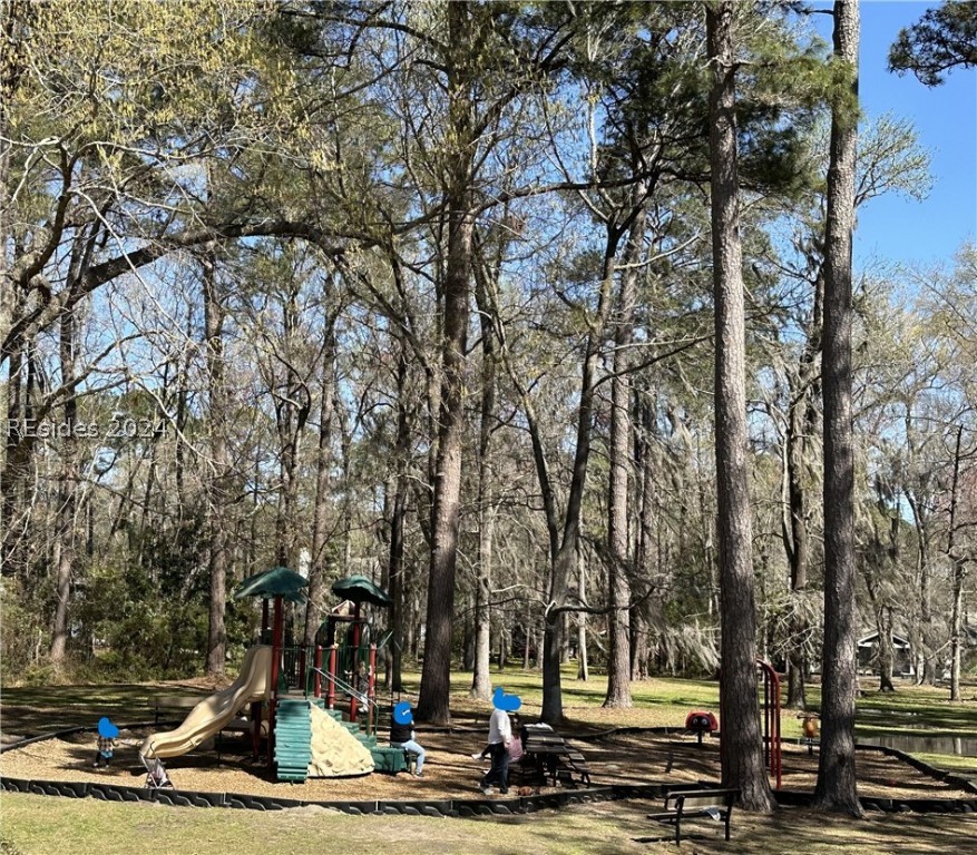 237 Club Gate, Bluffton, South Carolina image 4