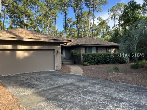 Homes For Sale - 12 Club Course Lane<br/> Hilton Head Island, SC 29928