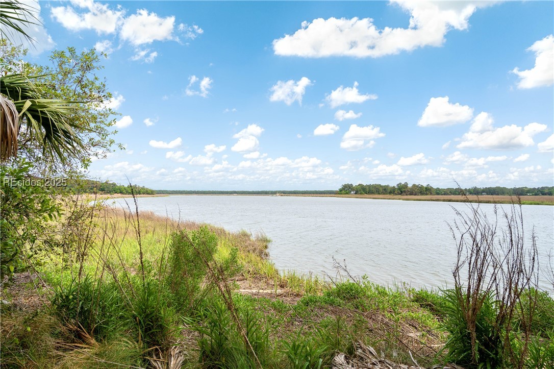 54 Bud Miley Drive, Saint Helena Island, South Carolina image 2