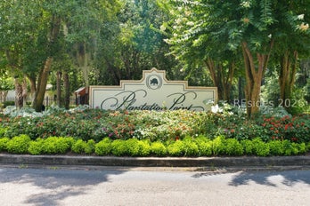 Condominium at 897 Fording Island Road