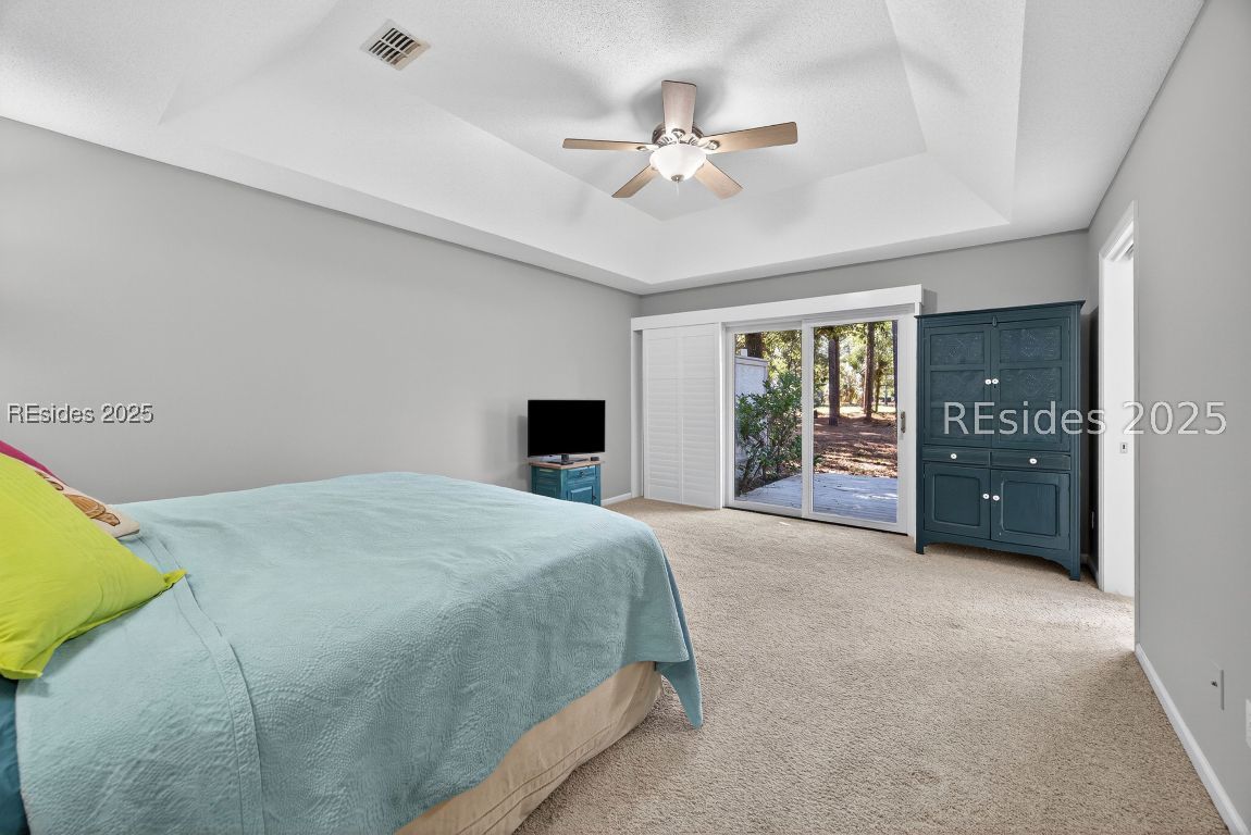 Hilton Head Island, South Carolina 29926, United States, 3 Bedrooms Bedrooms, ,2 BathroomsBathrooms,Residential,Pending,238251