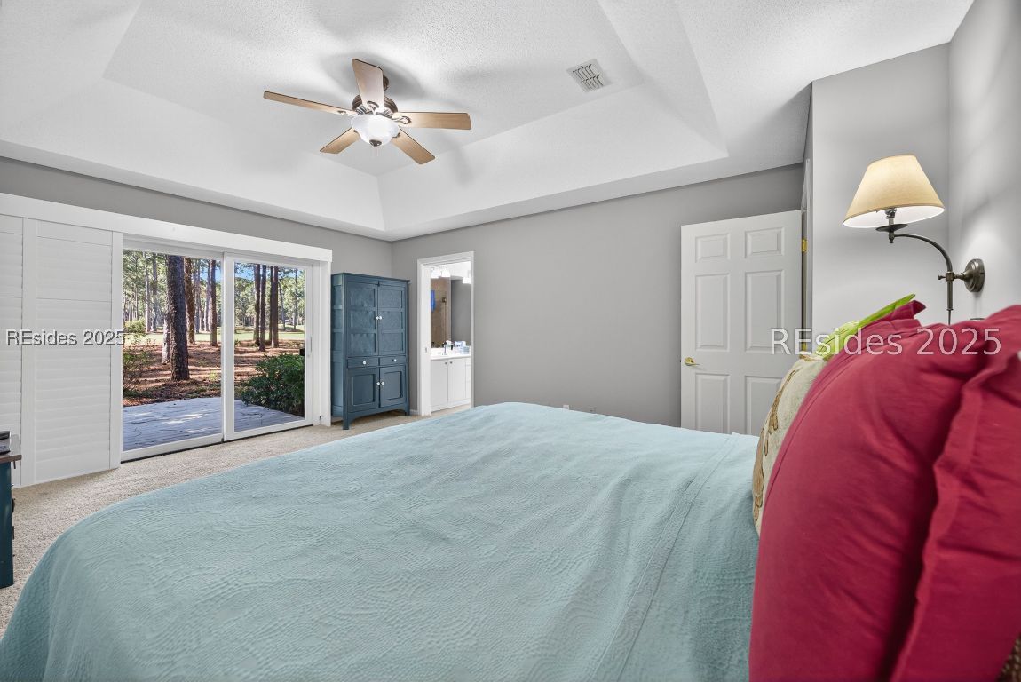 Hilton Head Island, South Carolina 29926, United States, 3 Bedrooms Bedrooms, ,2 BathroomsBathrooms,Residential,Pending,238251