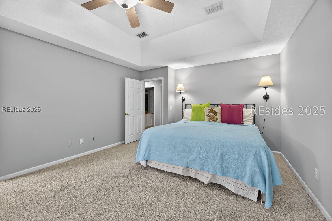 Hilton Head Island, South Carolina 29926, United States, 3 Bedrooms Bedrooms, ,2 BathroomsBathrooms,Residential,Pending,238251